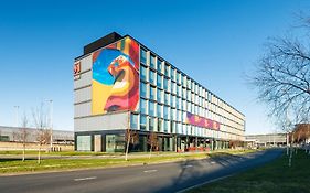 citizenM Schiphol Airport Hotel Amsterdam Airport Schiphol Exterior photo