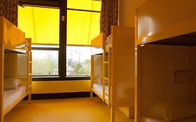 WOW Amsterdam Hostel Exterior photo